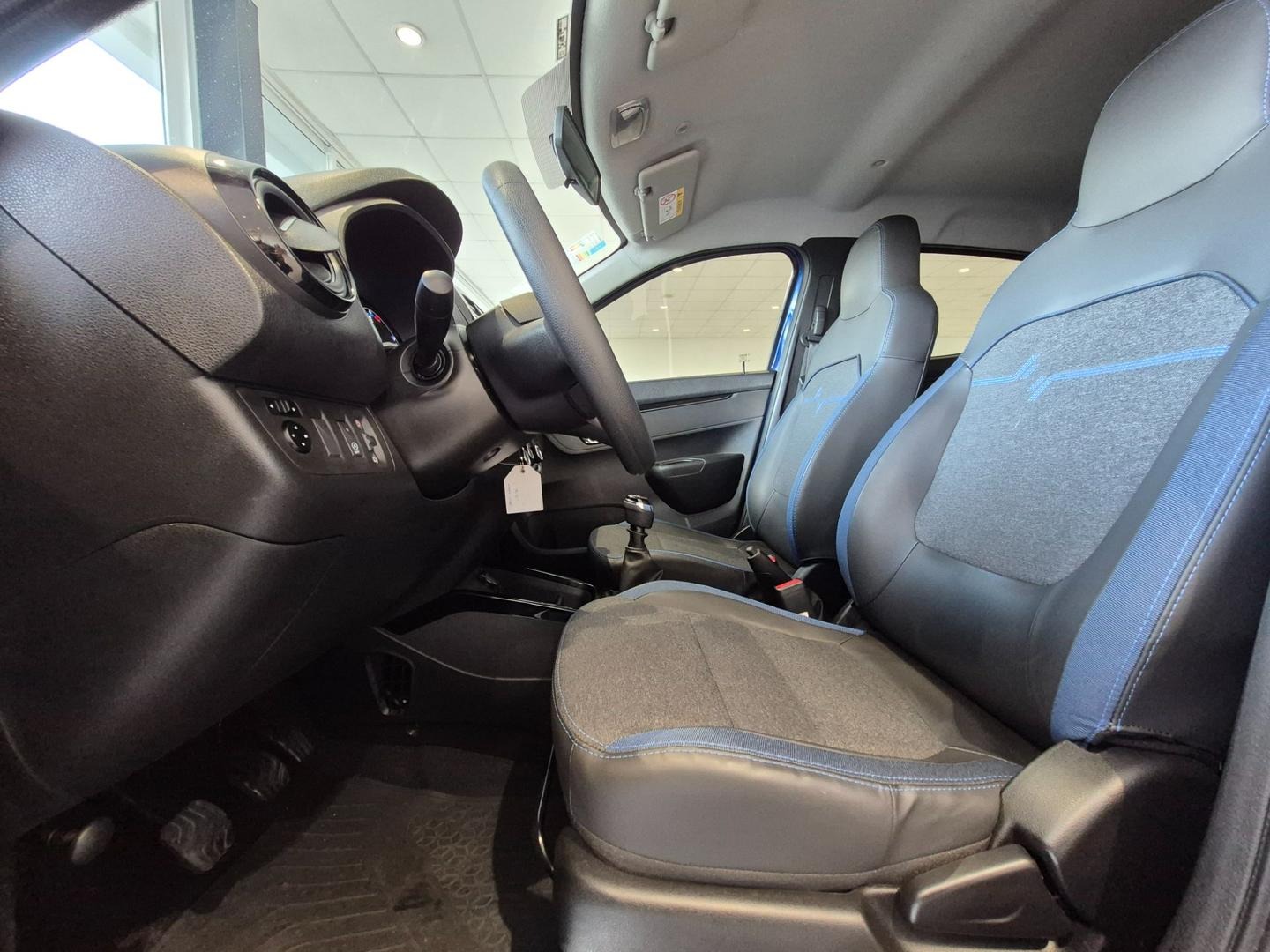 Renault Kwid 1.0 12V Sce Flex Intense Manual Renault Kwid 1.0 12V Sce Flex Intense Manual